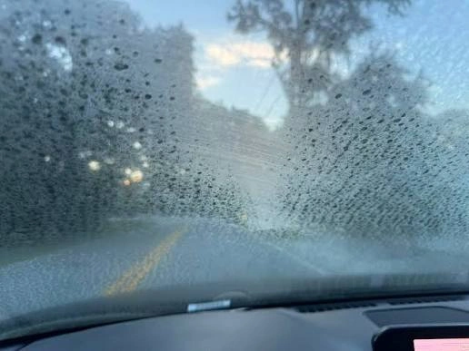 How to Remove Water Spots on Windshield