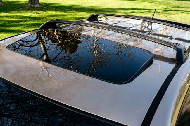 Troubleshooting Guide: Why Won't Your Sunroof Close?