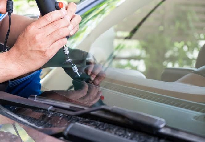 How to Fix a Leaking Windshield