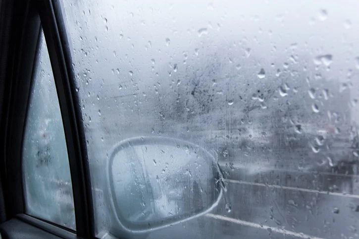 How to Get Rid of Foggy Windows in Your Home & Car