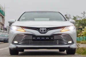 Toyota Camry Windshield Replacement | Choosing The Right Service