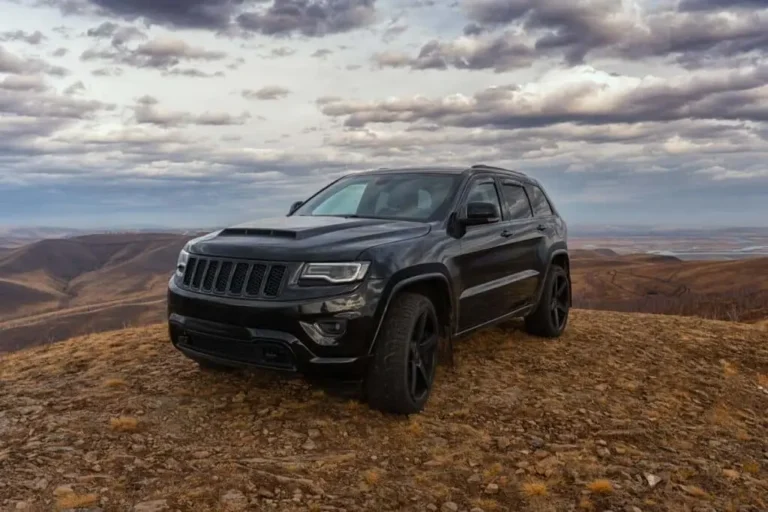 Expert Jeep Grand Cherokee Windshield Replacement in Austin