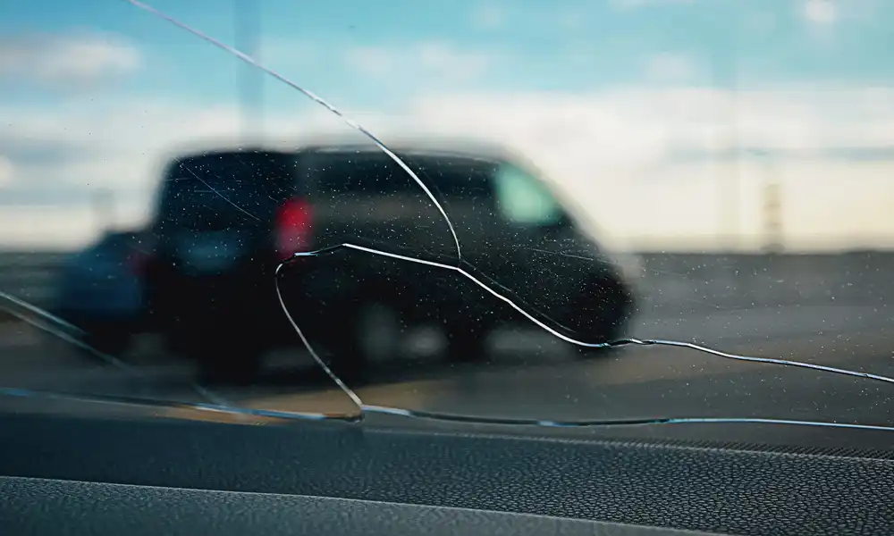 Will a Car Pass Inspection With a Cracked Windshield TX