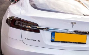 How Much Does It Cost to Replace a Tesla Windshield