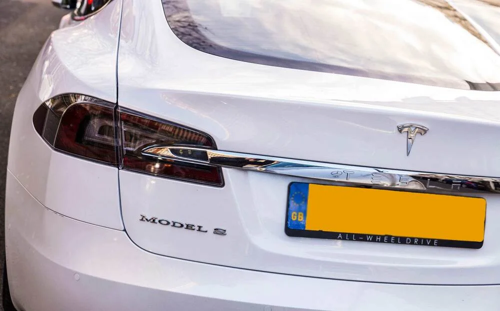 How Much Does It Cost to Replace a Tesla Windshield